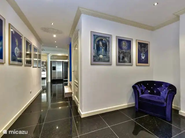 La Casa Piu Bella en Aruba, Norte, Noord - villa pasillo a los dormitorios 2 y 3
