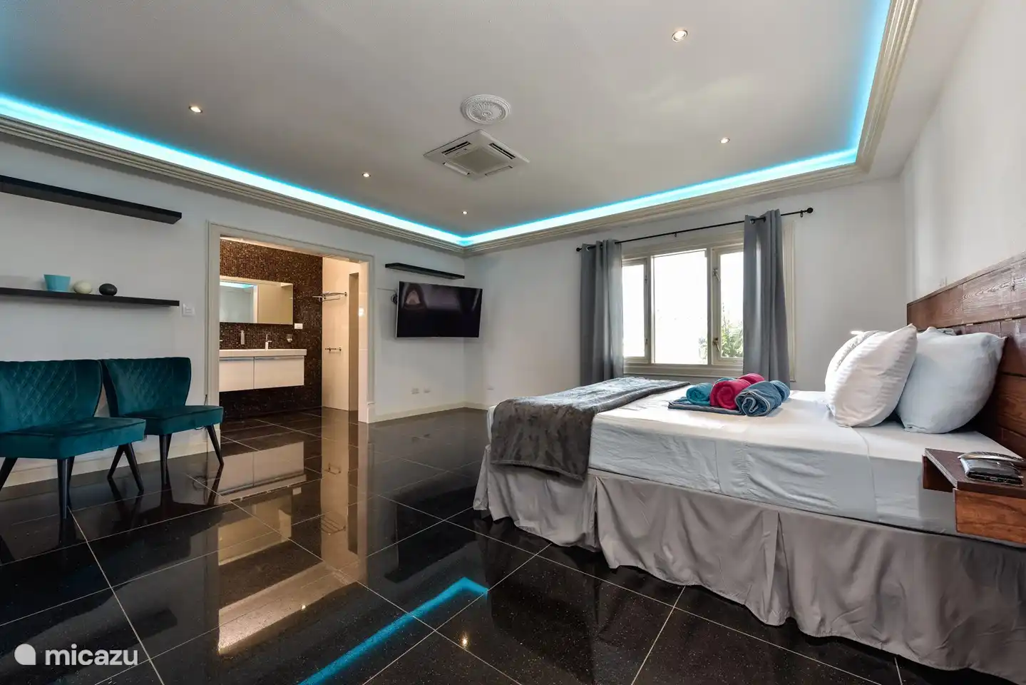 dormitorio principal dormitorio 2 ver mapa con ducha y WC privados