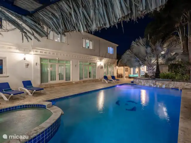 La Casa Piu Bella en Aruba, Norte, Noord - villa alrededor de la piscina