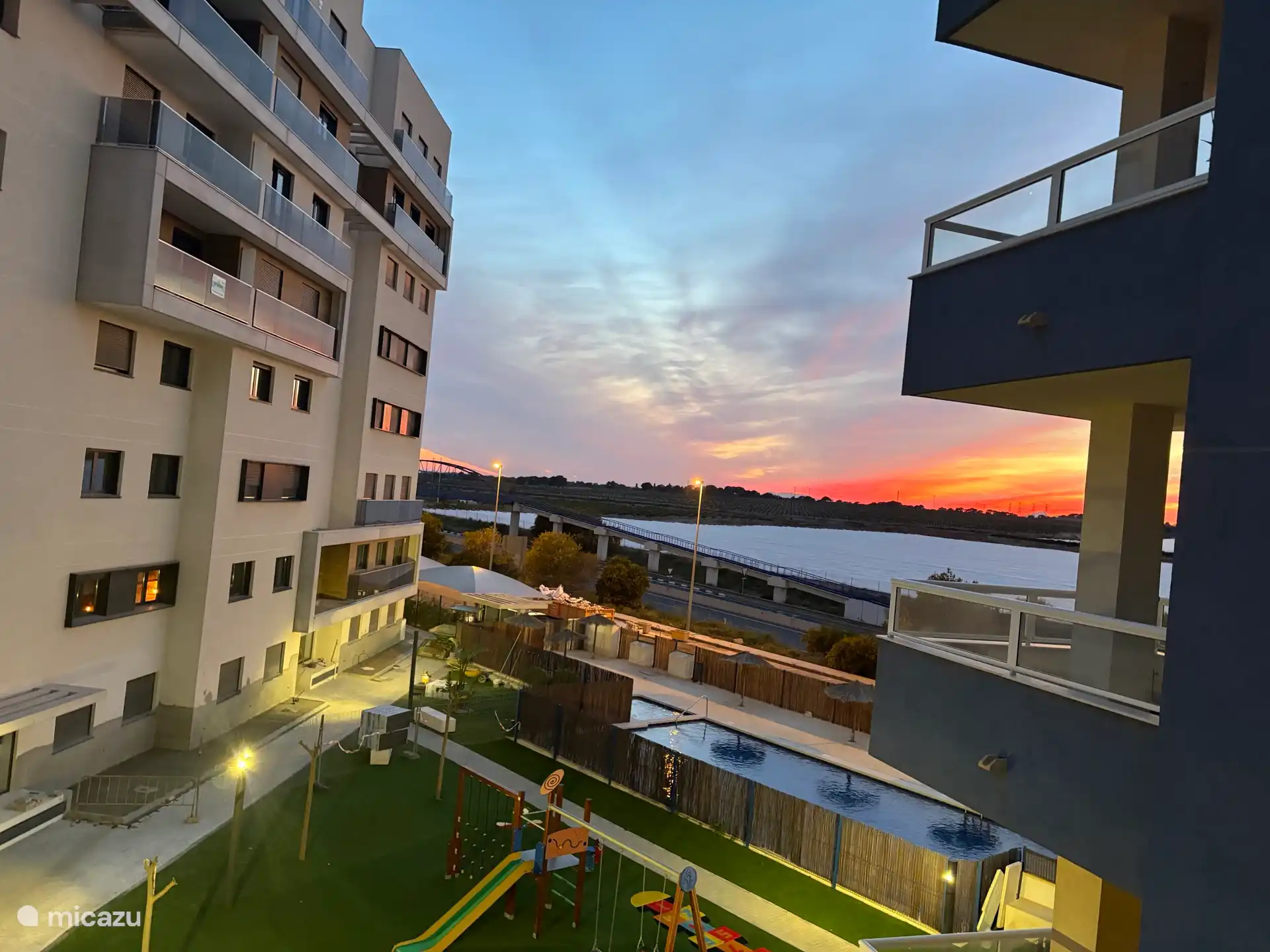 Uitzicht vanop balkon.