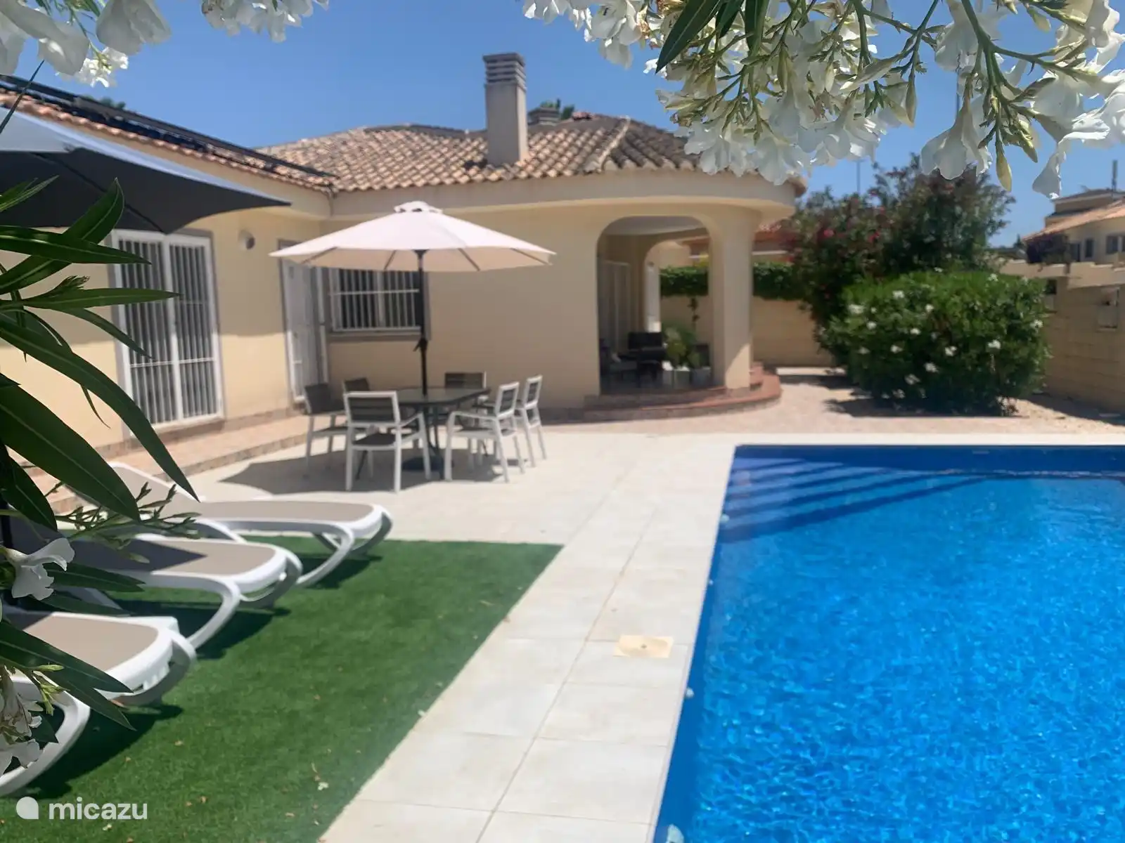 Calle Félix Beristain 8 en España, Costa Blanca, San Fulgencio La Marina - Villa