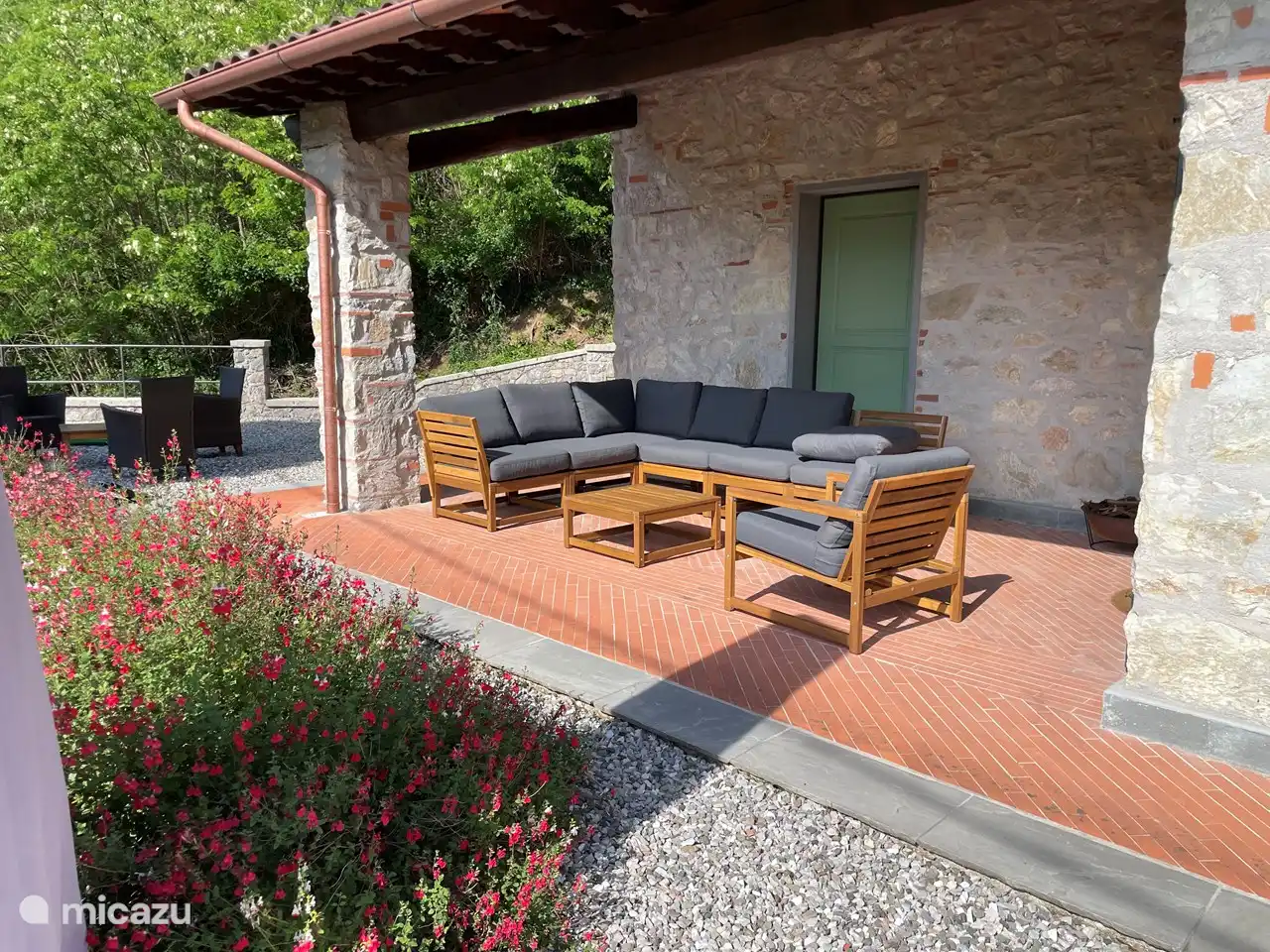 Und wieder die Terrasse :-)