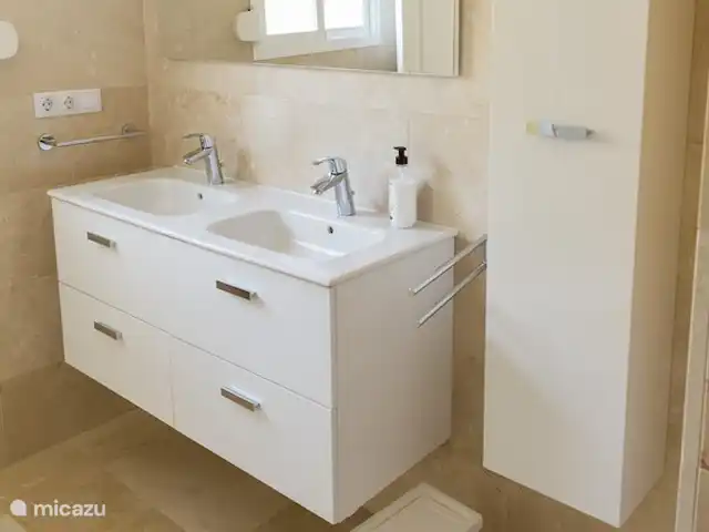 Lujo 4/6 pers. Ap/Puerto Alto en España, Costa del Sol, Estepona - apartamento 2 fregaderos
