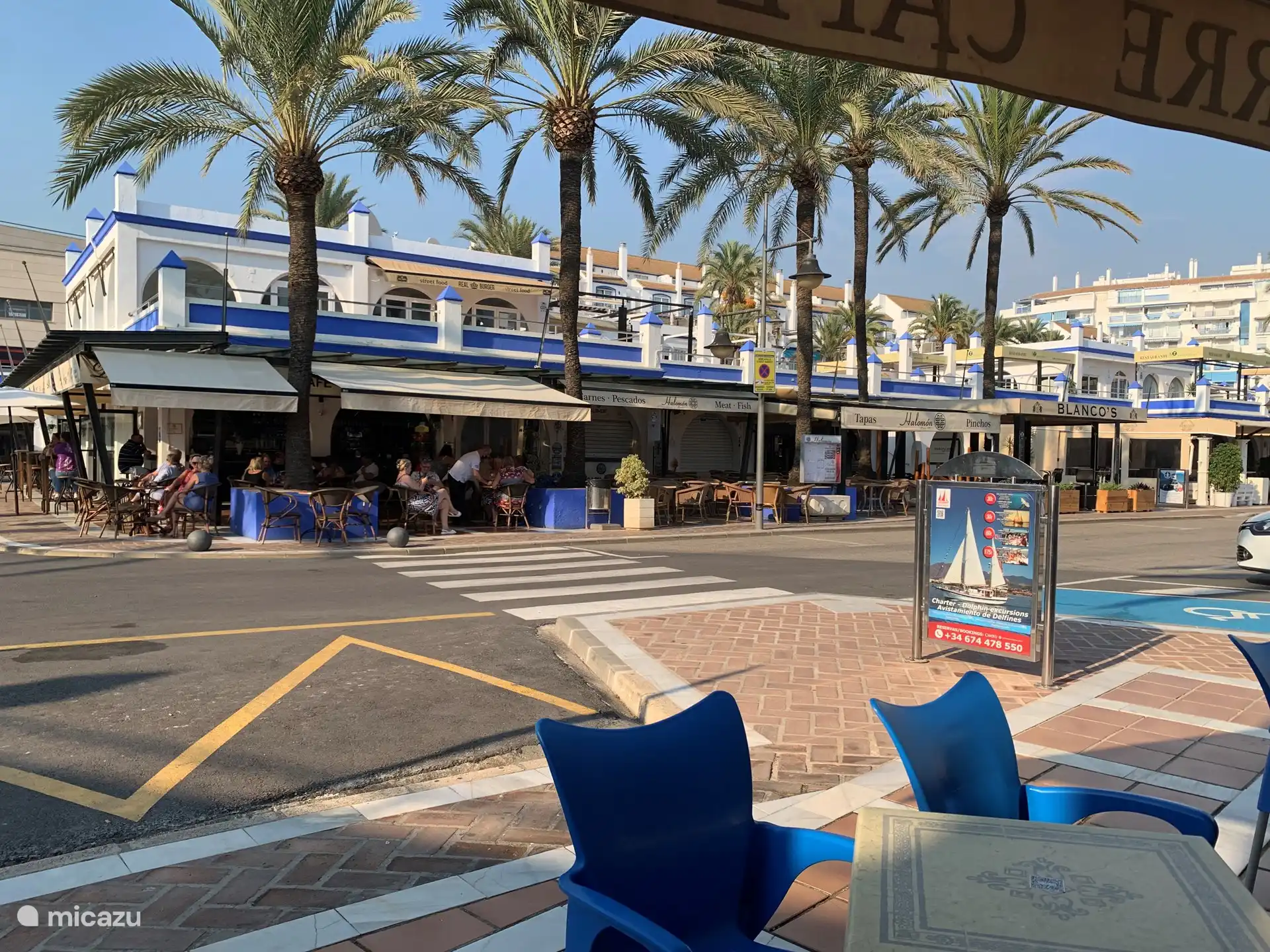 Restaurants und Bars in 5 Min. zu Fuß erreichbar 