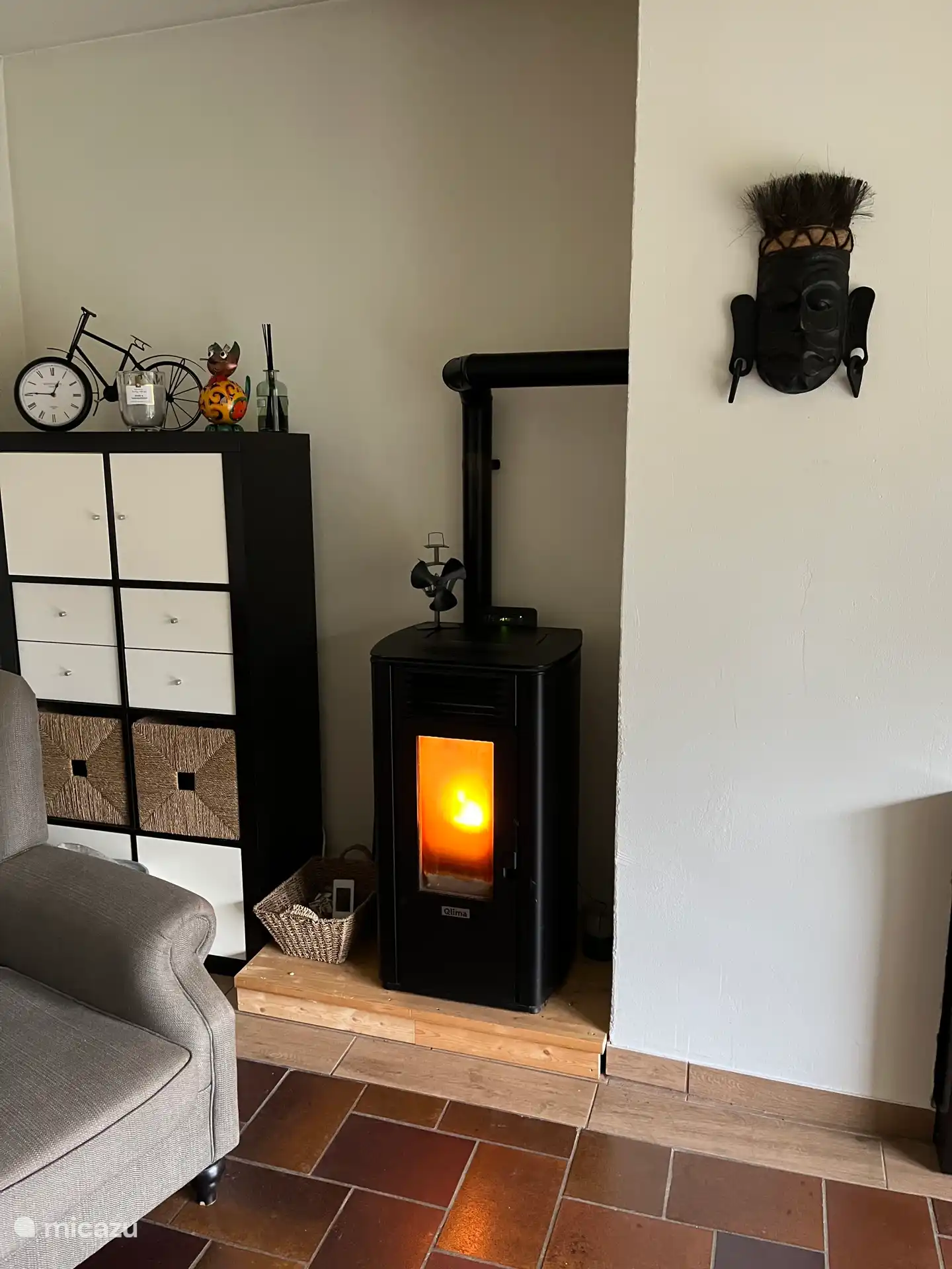 Salon poêle à palettes