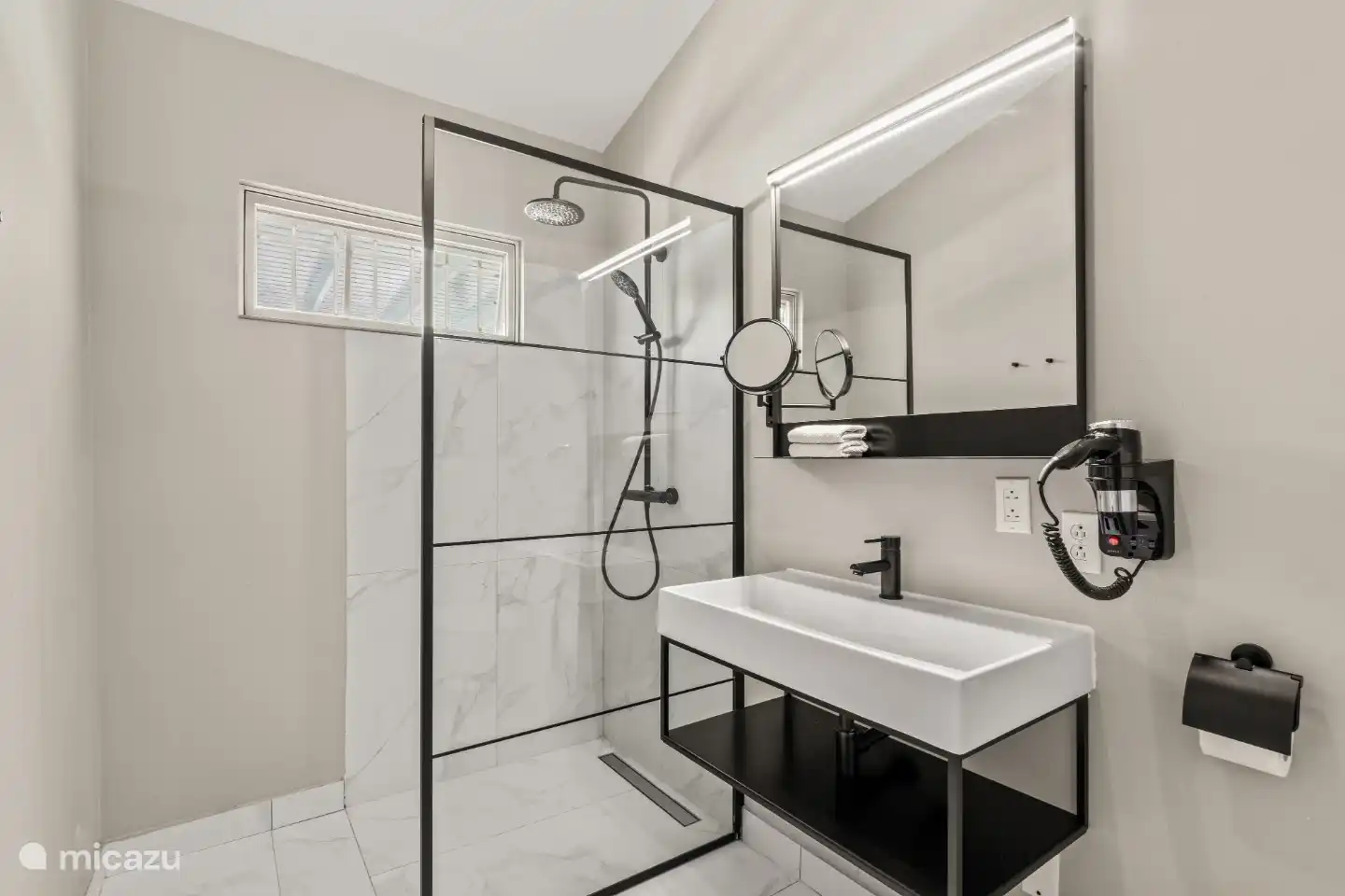 Baños elegantes, baño 1