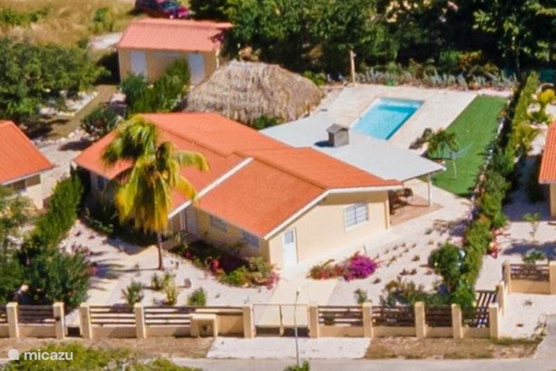 Vakantiehuis Curaçao, Banda Abou (west), Grote Berg Vakantiehuis Kas di Rosa