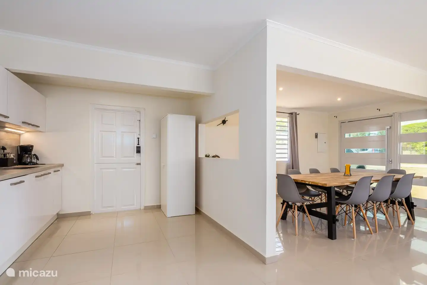 Küche und Essbereich