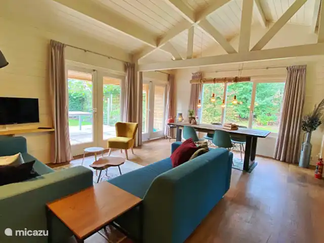La cabane en rondins | Pays-Bas, Gueldre, Eibergen - cabane en bois / lodge Salon confortable avec radio/télévision/wifi