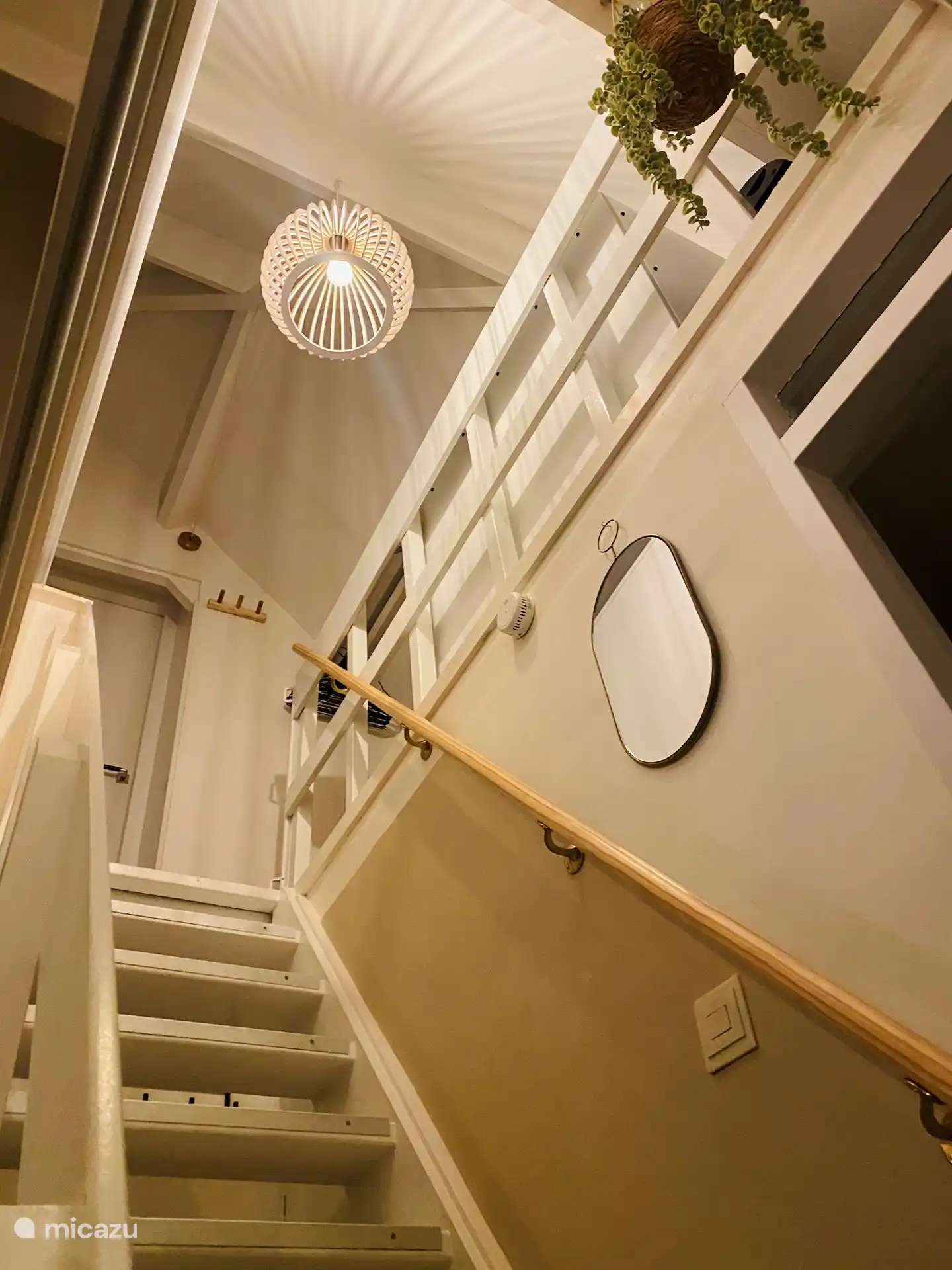 Treppe zum Obergeschoss