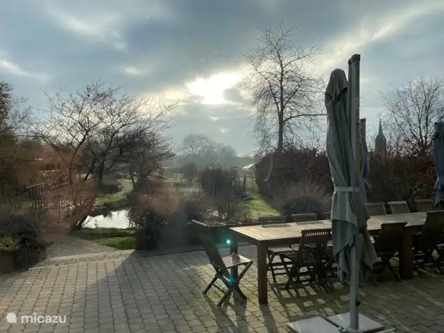 La Riennaise | Belgique, Ardennes, Gedinne - maison de vacances Terrasse à l'arrière de la maison avec vue sur le jardin