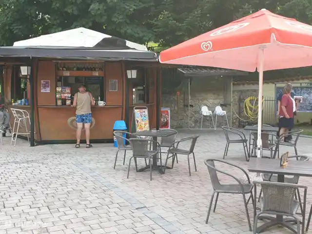 Sunclass Tignale-Hasewinkel huren in Italië, Gardameer, Tignale - bungalow Bar/kiosk bij zwembad.