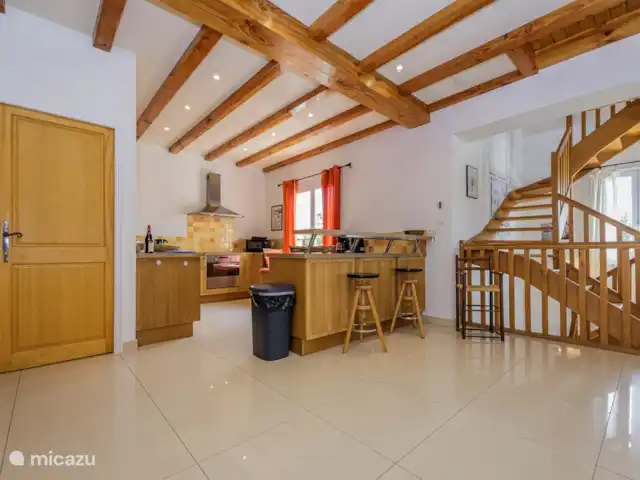 mirandole en Francia, Dordoña, Martel - casa vacacional La cocina