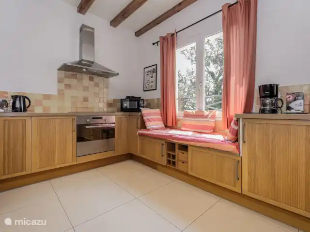 mirandole en Francia, Dordoña, Martel - casa vacacional La cocina