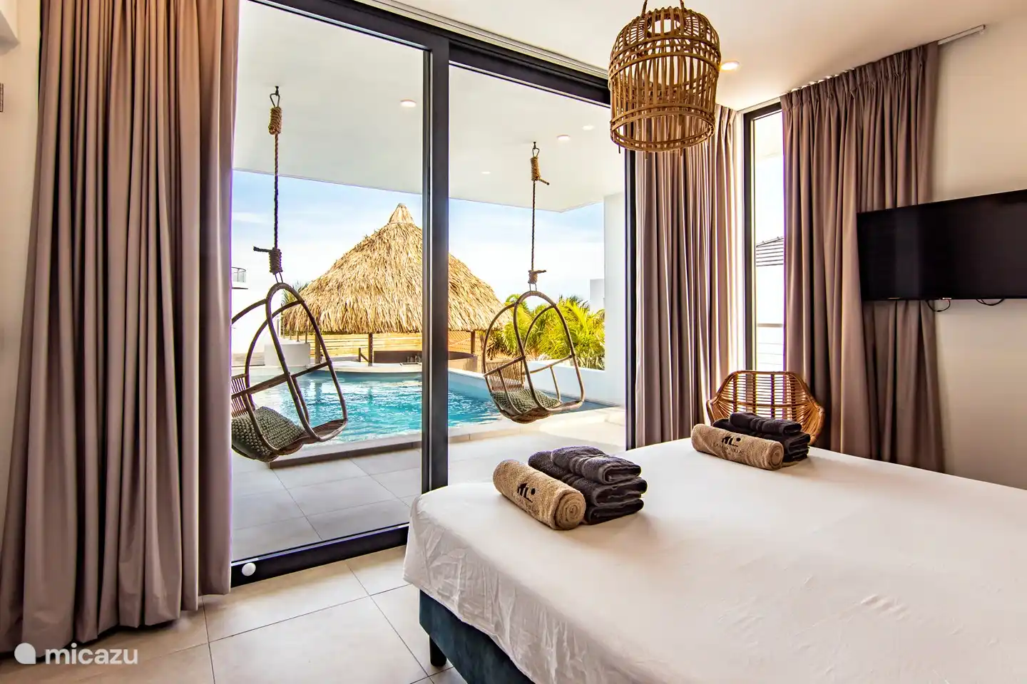 Voir la chambre 2 (maître)