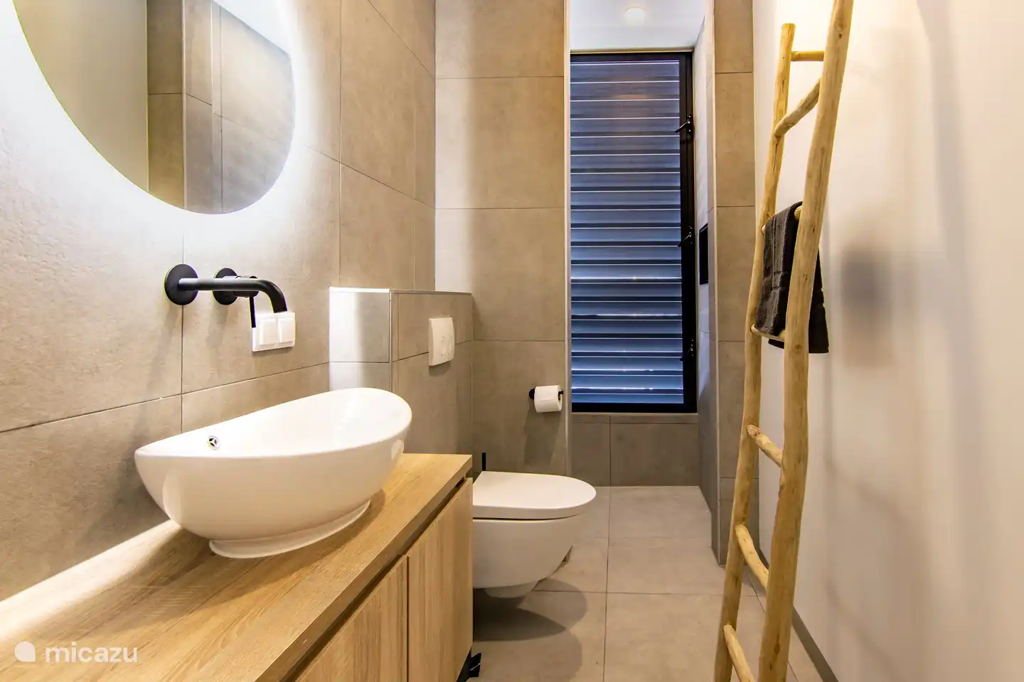 Salle de bain partagée des chambres 3 et 4