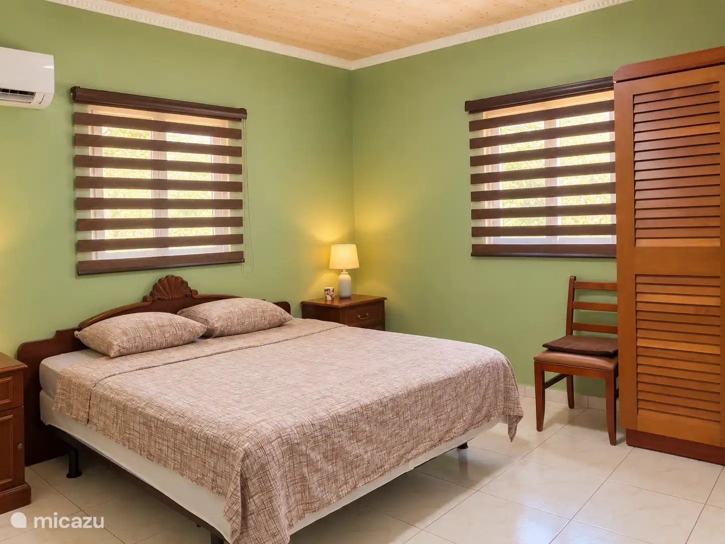Schlafzimmer 2