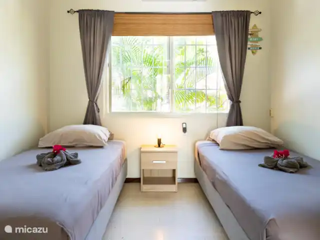 Villa Dushi Arembos, privézwembad 6p huren in Curaçao, Banda Abou (west), Grote Berg - villa Slaapkamer 3, 1 persoons of 2 persoons opsteling mogelijk, comfortabele boxsprings
