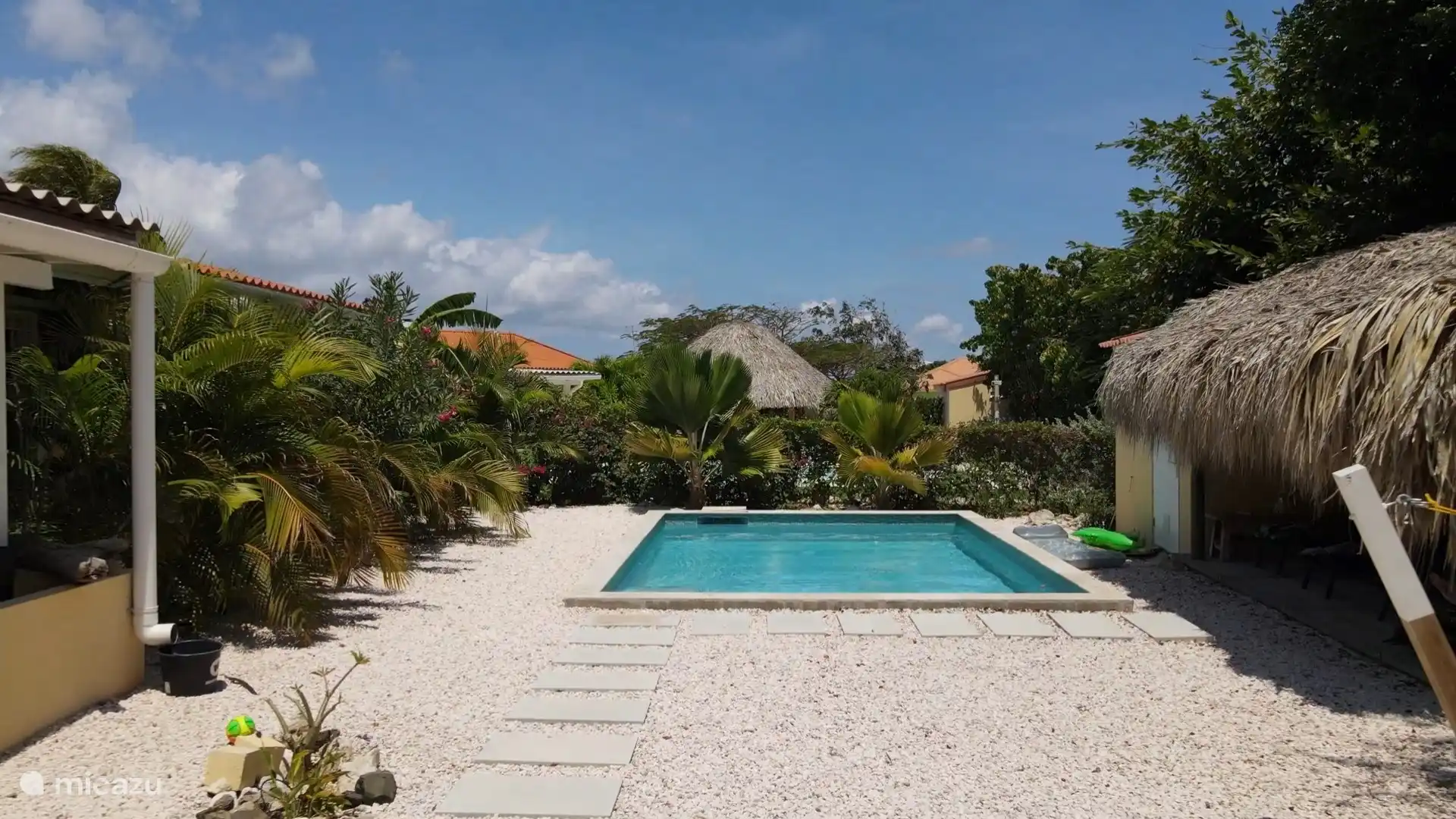 Belle et envahie par la végétation, beaucoup d’intimité