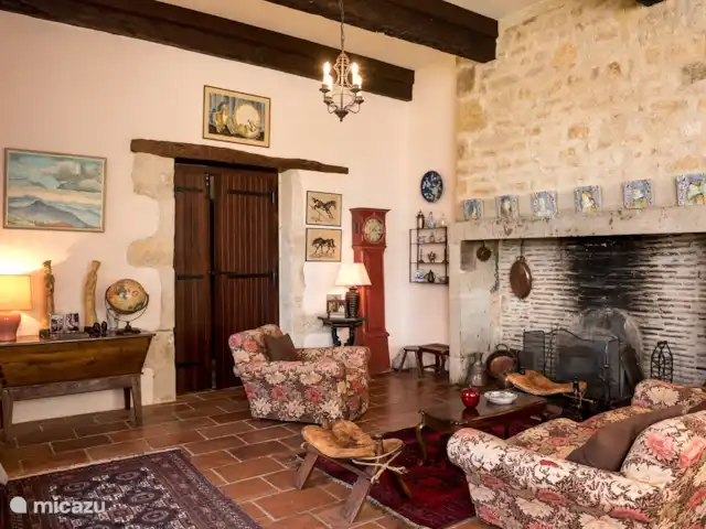 Location de Vacances France, Lot, Grezels, maison de vacances - Sirepêche Le salon