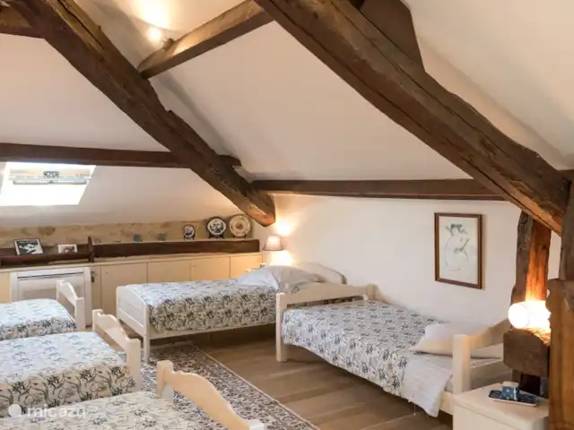 Location de Vacances France, Lot, Grezels, maison de vacances - Sirepêche La chambre