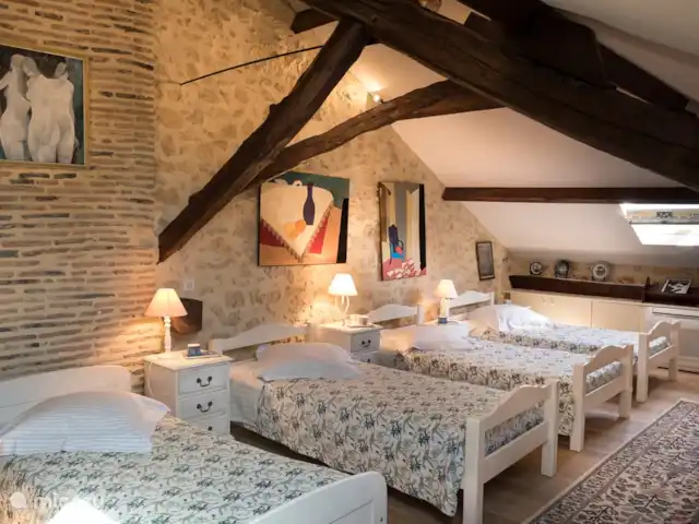 Location de Vacances France, Lot, Grezels, maison de vacances - Sirepêche La chambre