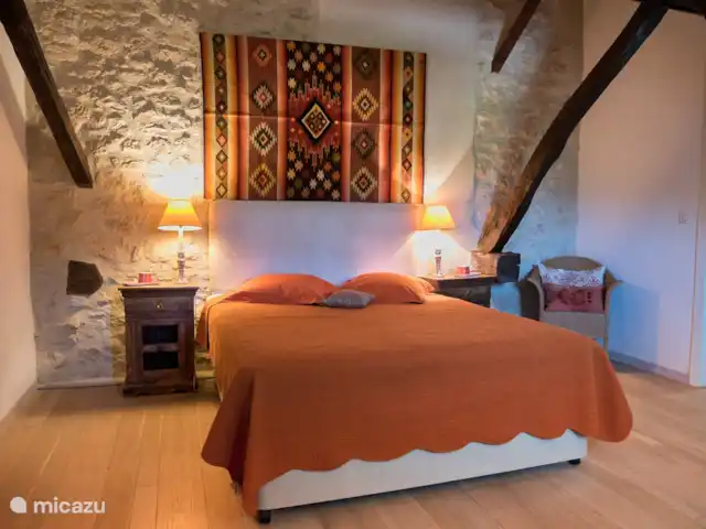 Location de Vacances France, Lot, Grezels, maison de vacances - Sirepêche La chambre
