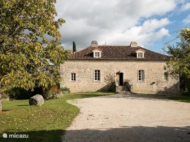 Location de Vacances France, Lot, Grezels, maison de vacances - Sirepêche La villa
