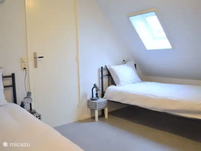 Location de Vacances Pays-Bas, Frise, Ee (le), maison de vacances - Le Terphuisje - Ee, Frise Deux lits simples dans la chambre à l'étage