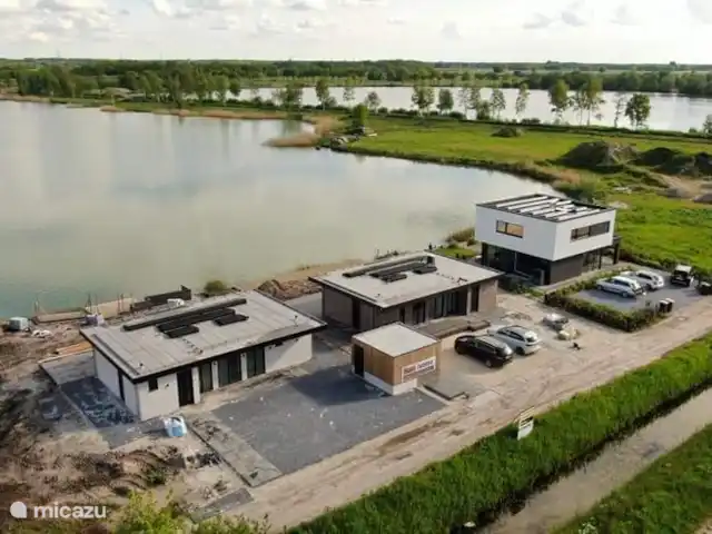 Vakantiewoning LLÝR huren in Nederland, Drenthe, Hoogeveen - bungalow Ten tijde van de bouw en zo kunt u zien hoe de omgeving is.