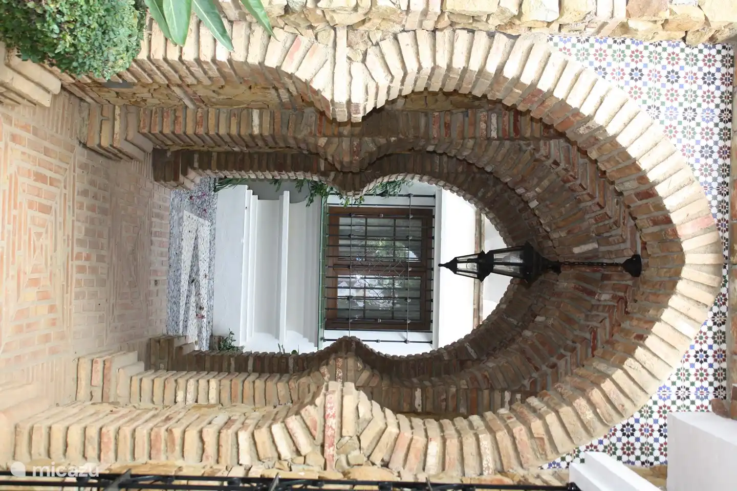 malerische Unterführungen in Puebla Aida