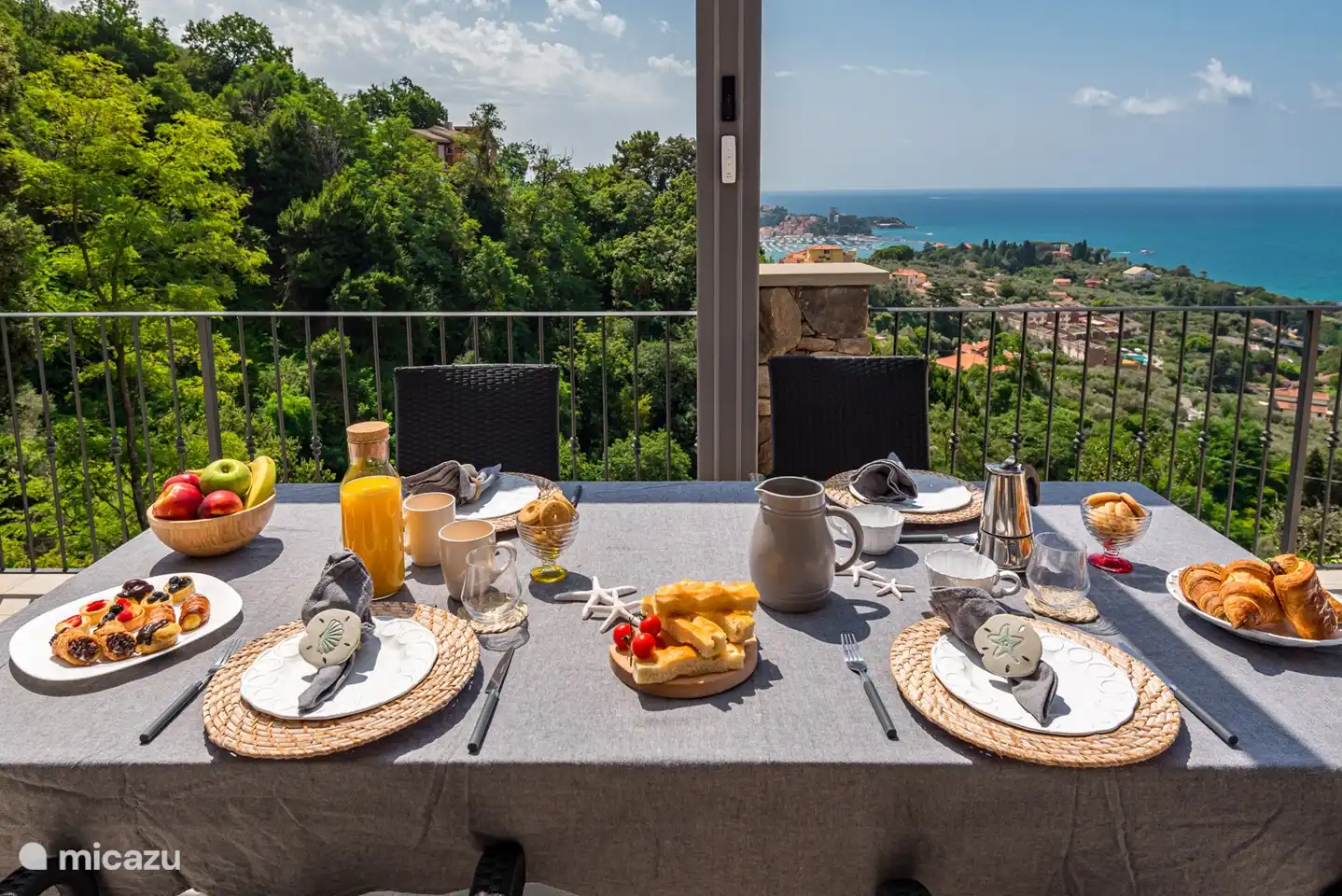 Terrasse mit Meerblick