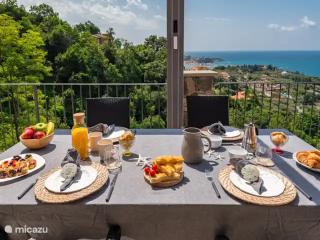 villa pasión en Italia, Liguria, Lerici - villa Terraza con vistas al mar