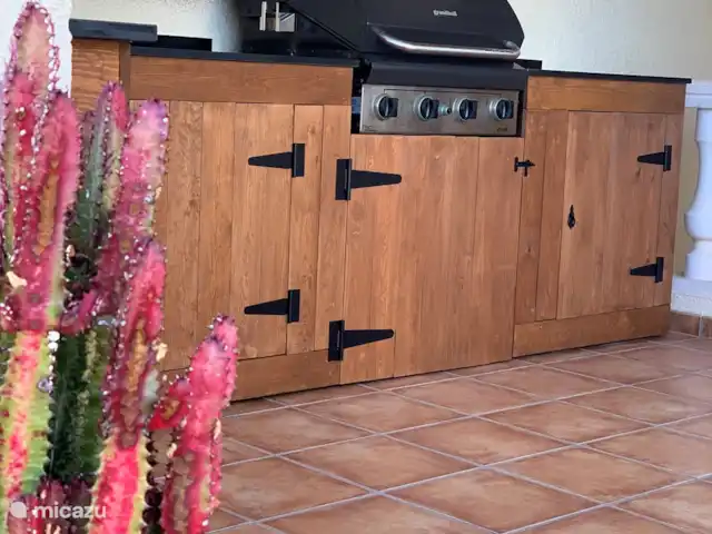 Villa Dalias | Espagne, Costa Blanca, Benitachell - villa Notre cuisine extérieure avec BBQ Weber
