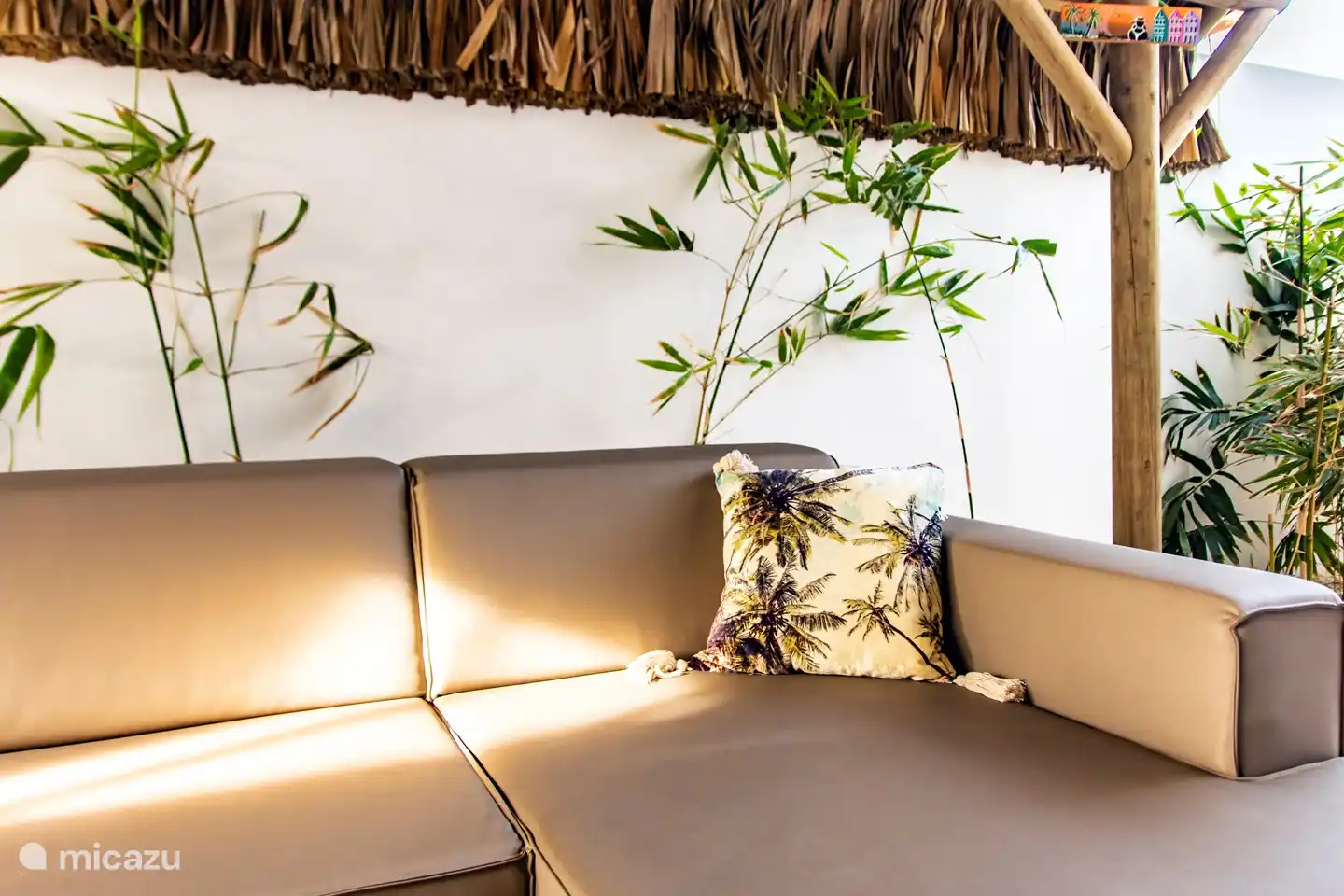 Sofa auf der Terrasse