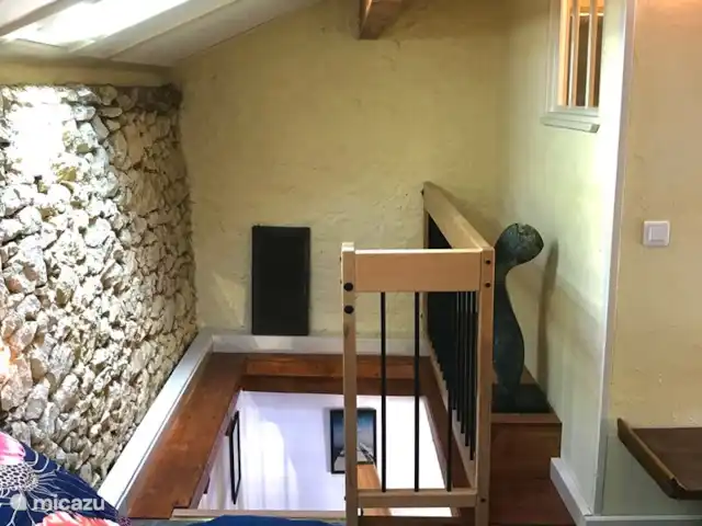 casa rural / cabaña en Francia, Dordoña, Coux-et-Bigaroque – Gite La Petite Chapelle vista de la escalera