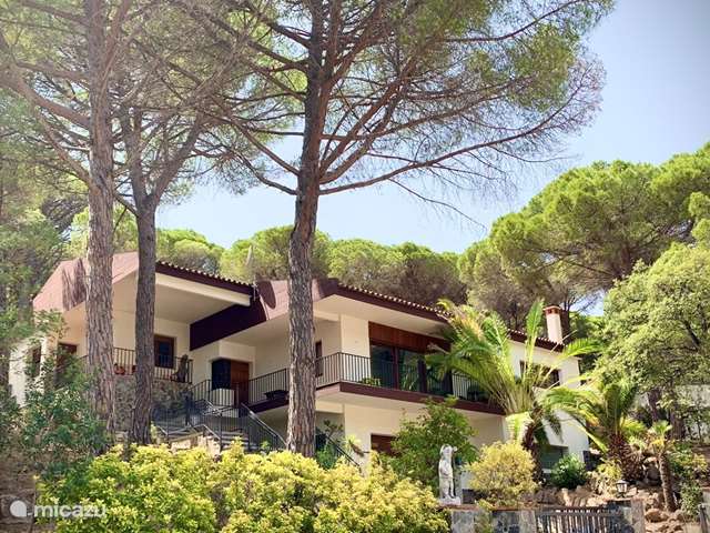 Holiday home in Spain, Catalonia, Santa Cristina D'aro - villa Rosamara Villa