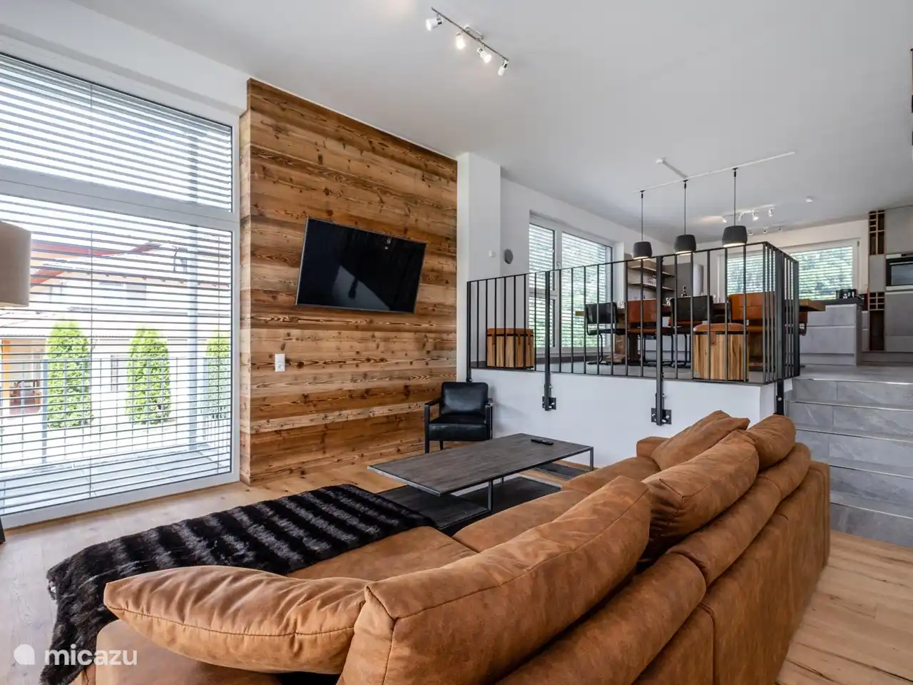 Von der Treppe zum Zimmer