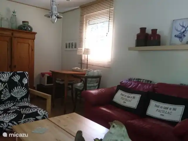 Wandelen, Nederland, Gelderland, Laag-Soeren, chalet Woudhof