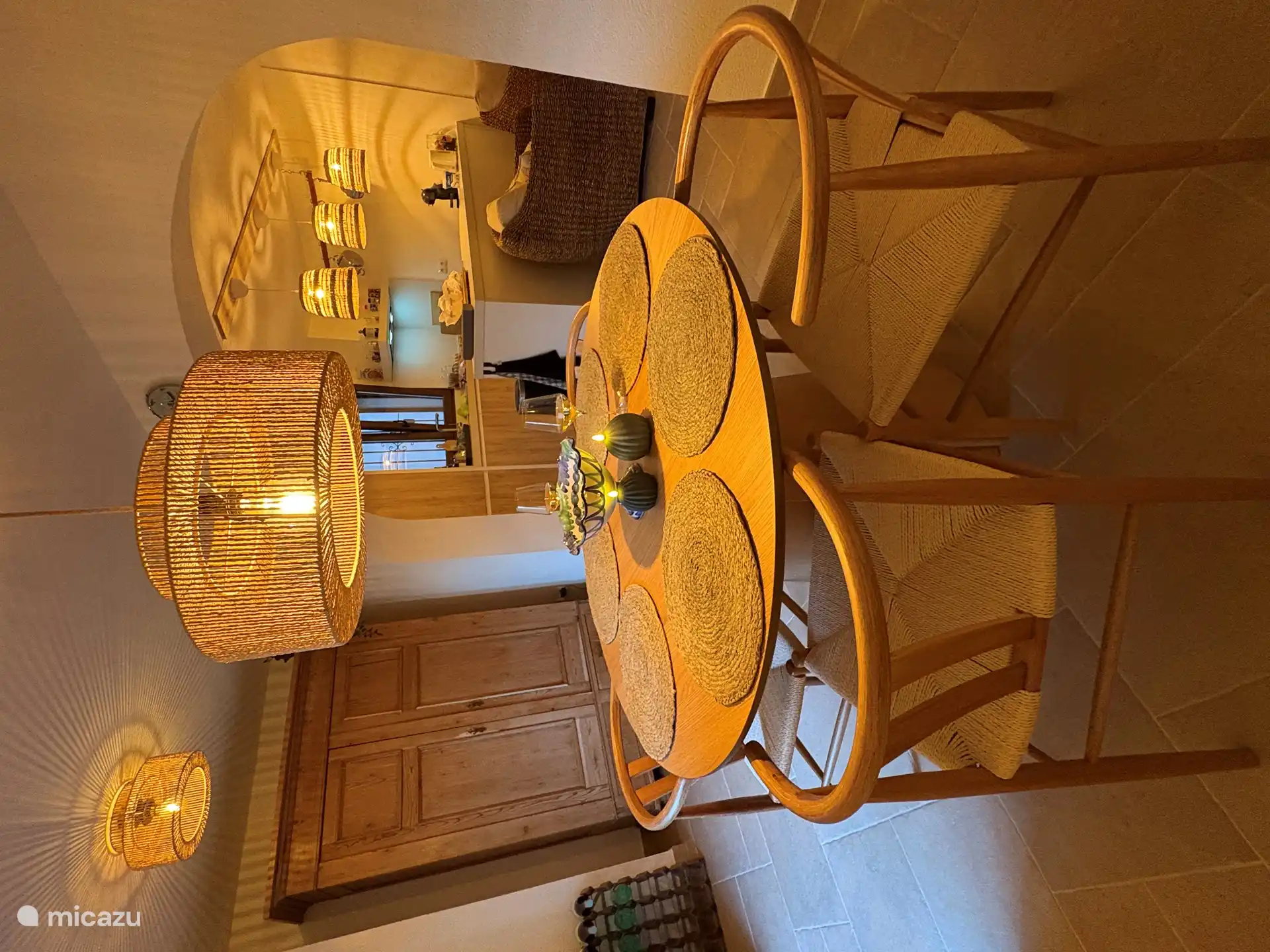 Esstisch in der Küche im Erdgeschoss