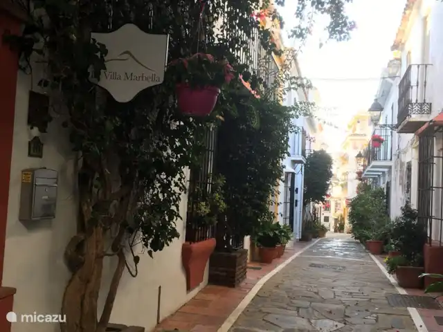 Location de Vacances Espagne, Costa del Sol, Marbella, appartement - Casa Apolonia, Jardines del Mar Belles rues du vieux centre à moins de quinze minutes à pied.