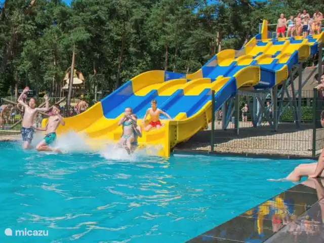 Boshuisje33 con uso de piscina. en Países Bajos, Güeldres, Vierhouten - casa vacacional Mucha diversión en el agua