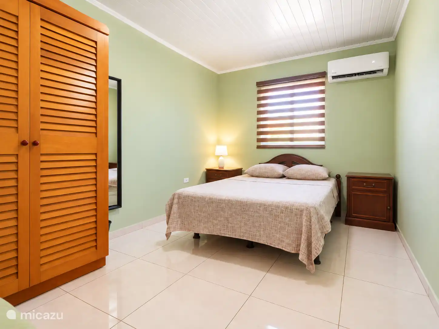 Schlafzimmer 2
