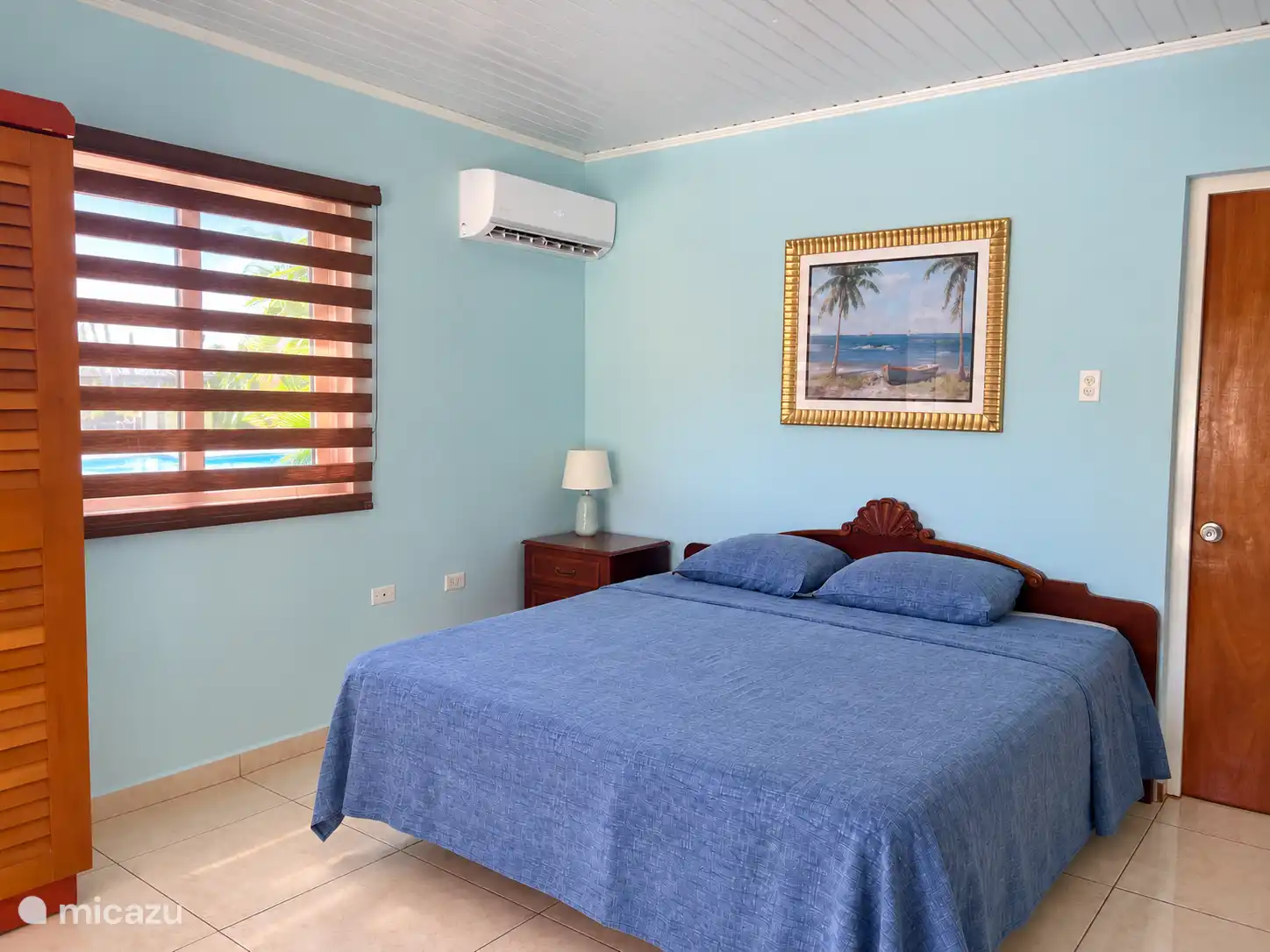 Schlafzimmer 1