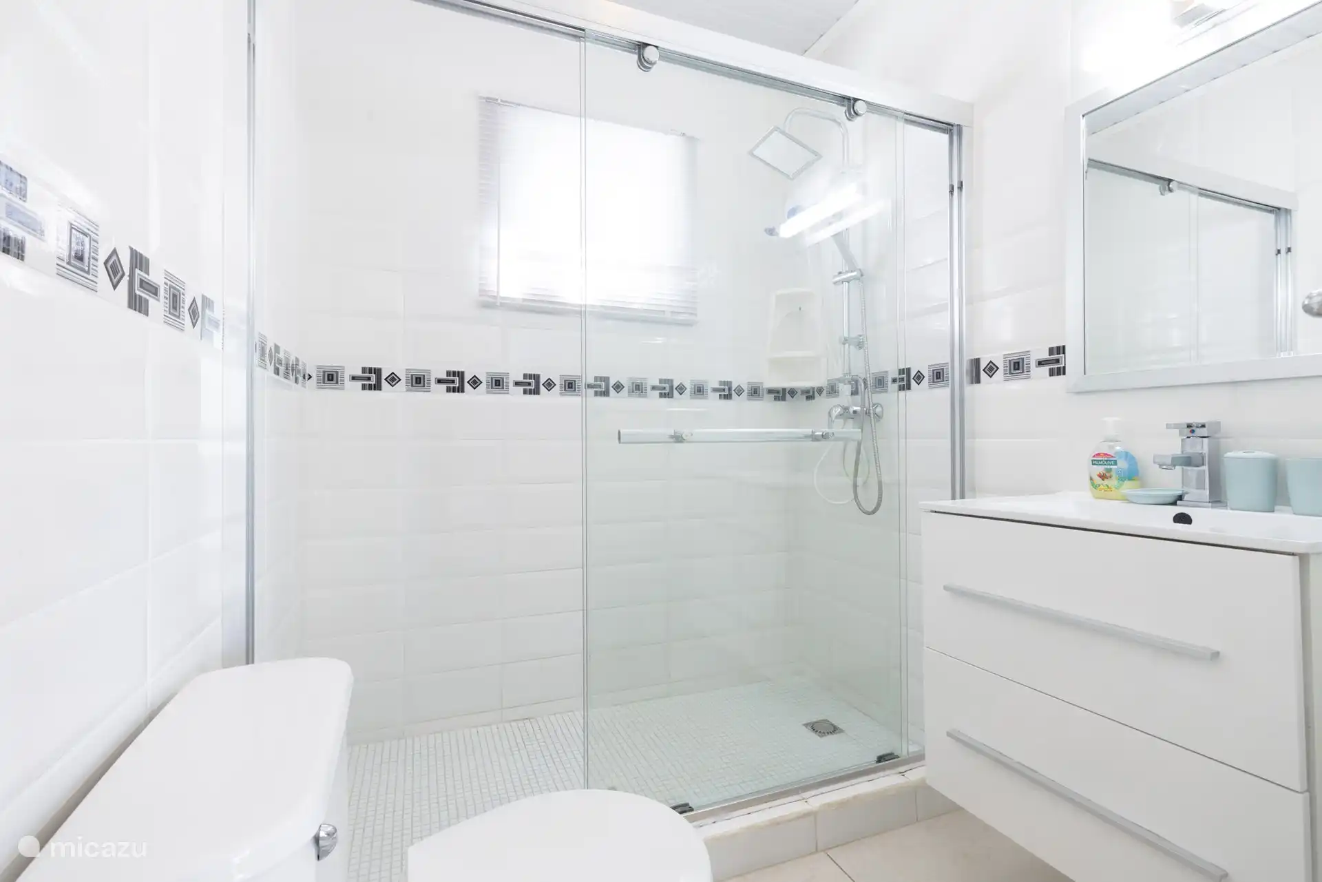 Salle de bain séparée