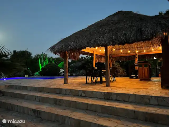 Aruba Hidden Garden Casa de 3 dormitorios en Aruba, Paradera, Paradera - casa vacacional Sección de palapas