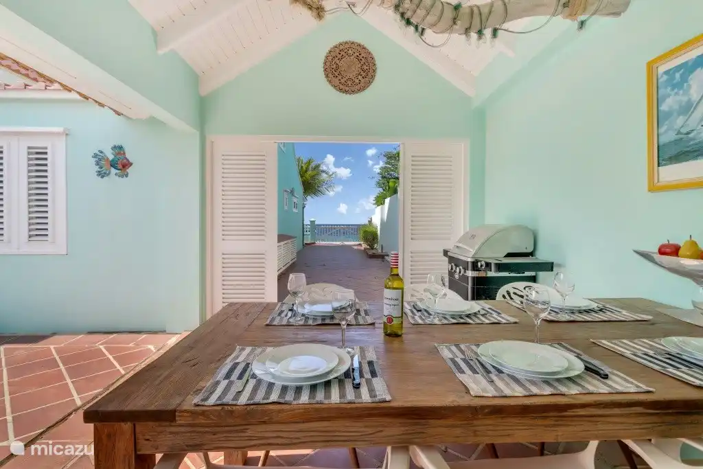 Der Blick aus dem Garten