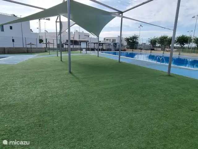 Villa Xantos huren in Spanje, Costa Blanca, Daya Vieja - villa Openbaar zwembad van Daya Vieja op 50m van Villa Xantos