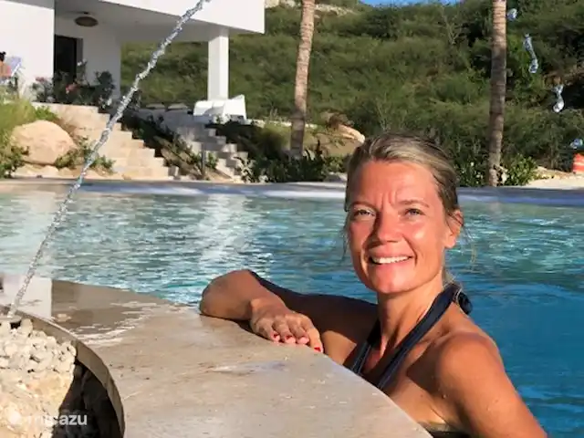 Blue Bay Penthouse REEF 5 OCEAN VIEW huren in Curaçao, Curacao-Midden, Willemstad - appartement Vrolijkheid in t zwembad