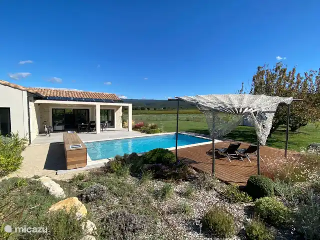 Maison Marasco huren in Frankrijk, Vaucluse, Blauvac - vakantiehuis Het zwembad heeft een automatisch roldek, je mag er op zitten